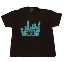 Load image into Gallery viewer, DETROIT SKYLINE tshirt
