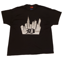 Load image into Gallery viewer, DETROIT SKYLINE tshirt
